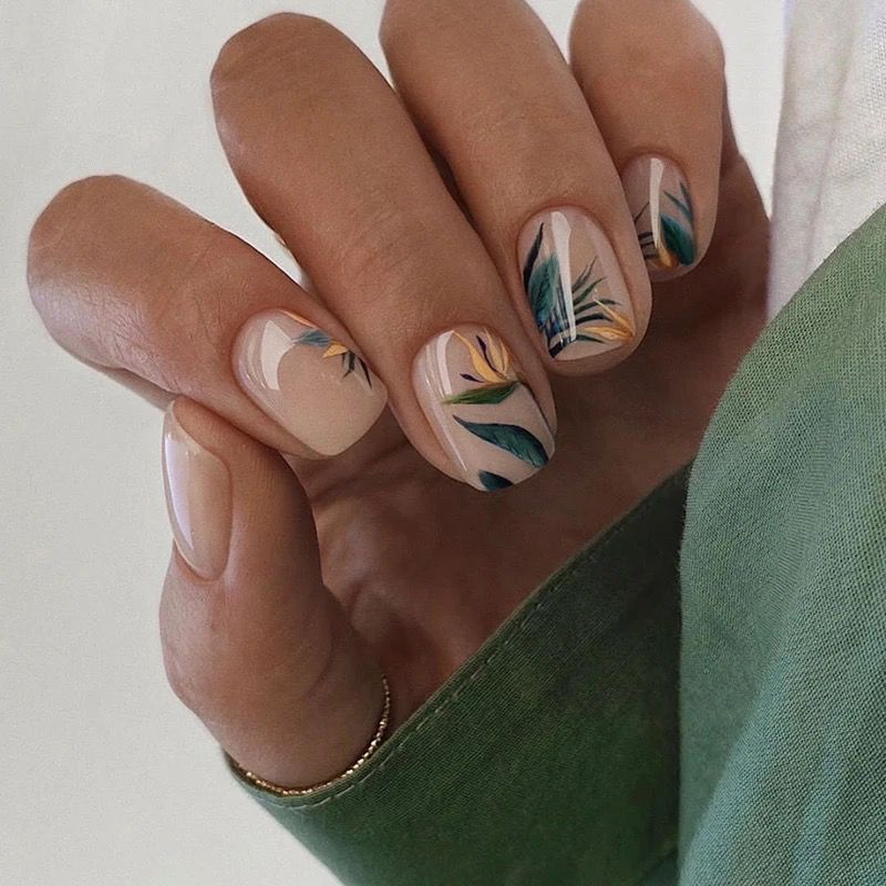 Beachy Nails BEACHY NAILS - Image 1
