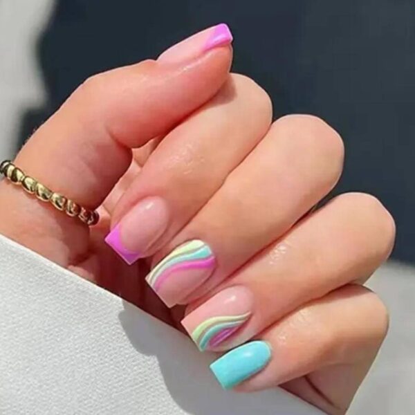 COLOR POP NAILS