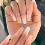 DREAMY NAILS
