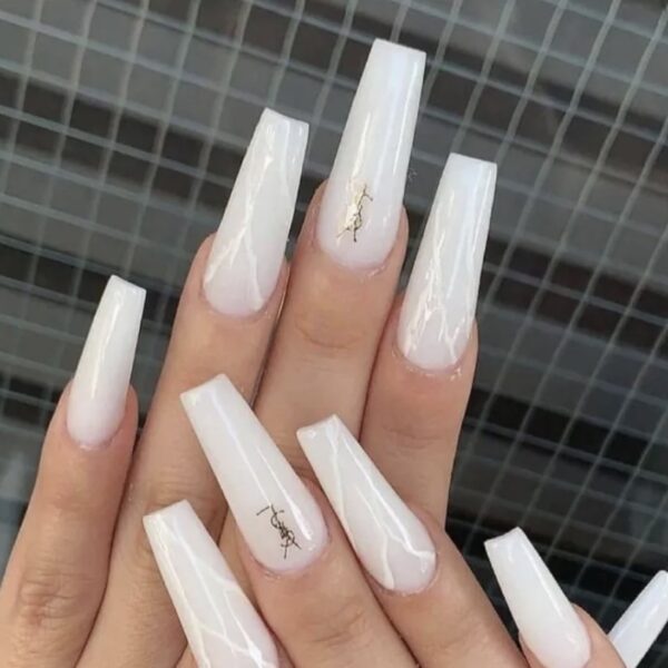 EXTRA LONG GLOSSY WHITE
